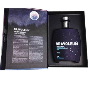 AOVE Bravoleum Night Harvest. Estuche con botella de 700 ml.